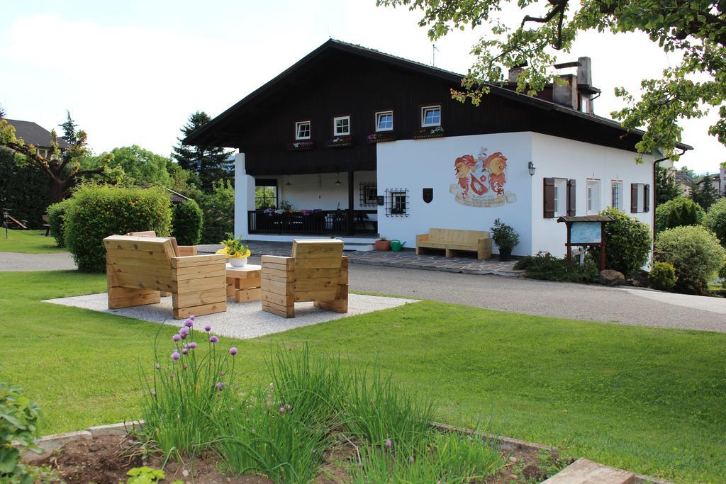 Merlhof Fiè Buitenkant foto